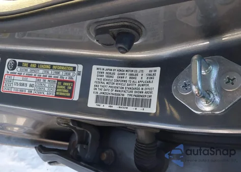 2010 Honda Insight Ex from USA, damaged, VIN JHMZE2H7XAS006799